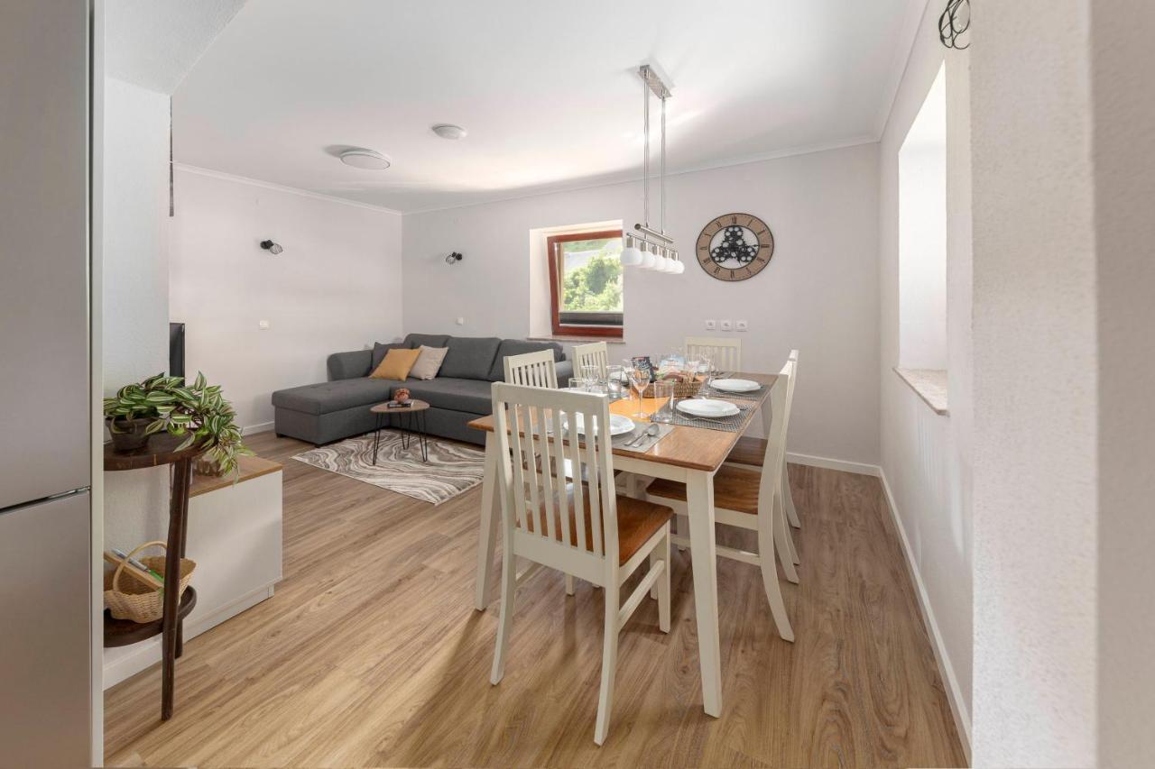 Apartments Ribnica 博希尼 外观 照片